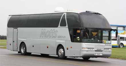 Neoplan Starliner Motts Platinum